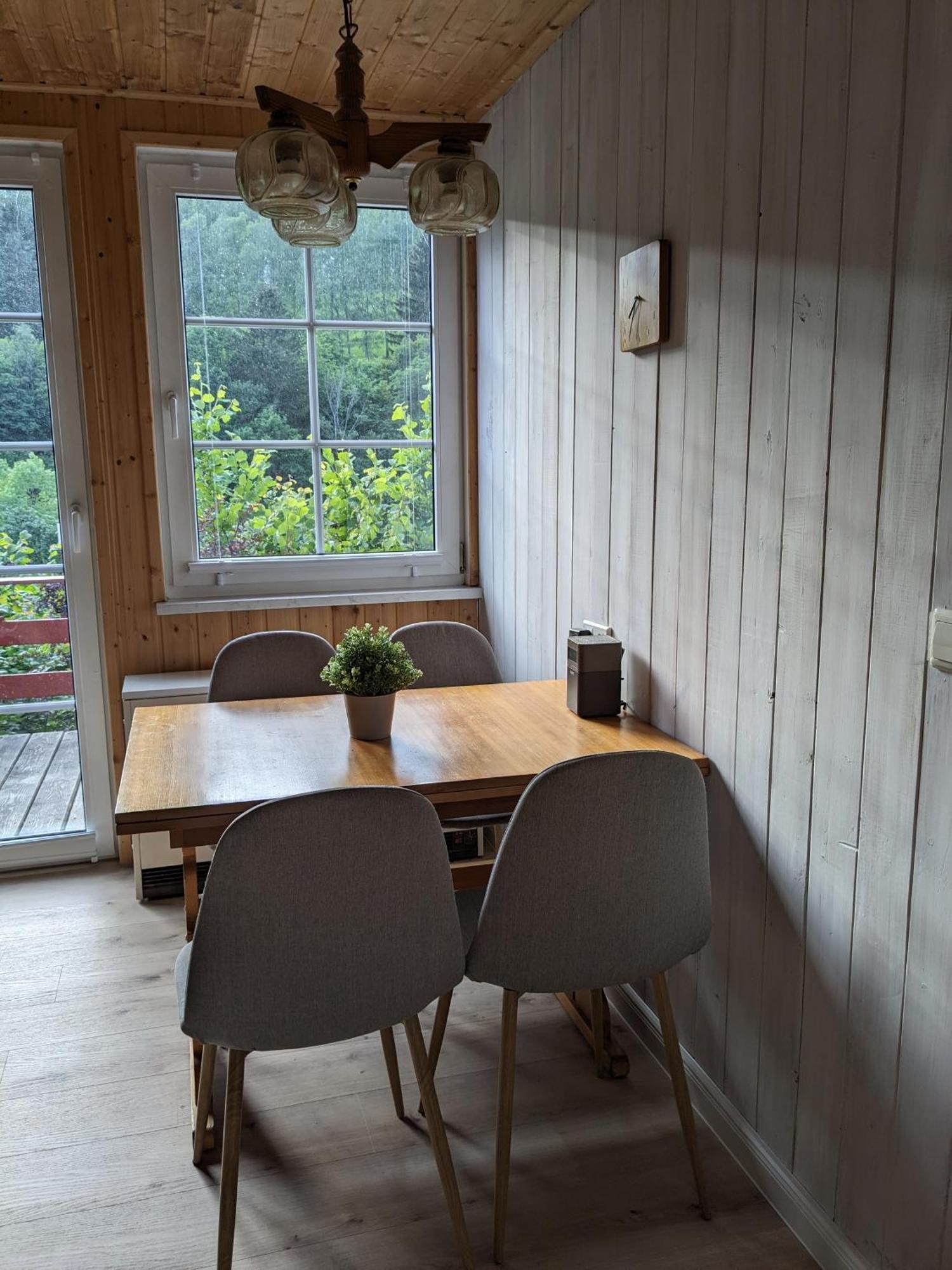 Ruhiges Ferienhaus Mit Sauna: Hellaberg III Лангенбах Экстерьер фото