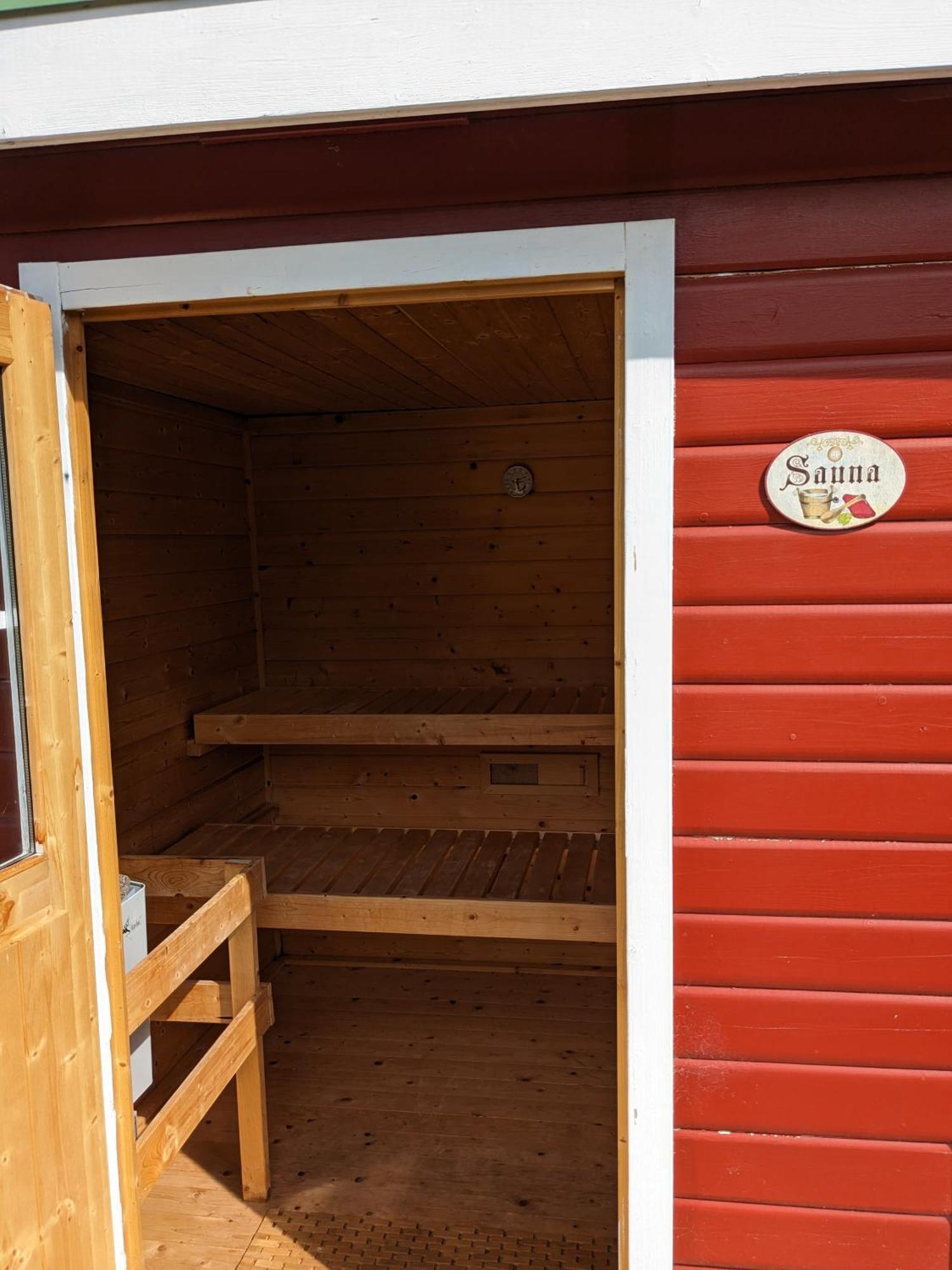 Ruhiges Ferienhaus Mit Sauna: Hellaberg III Лангенбах Экстерьер фото